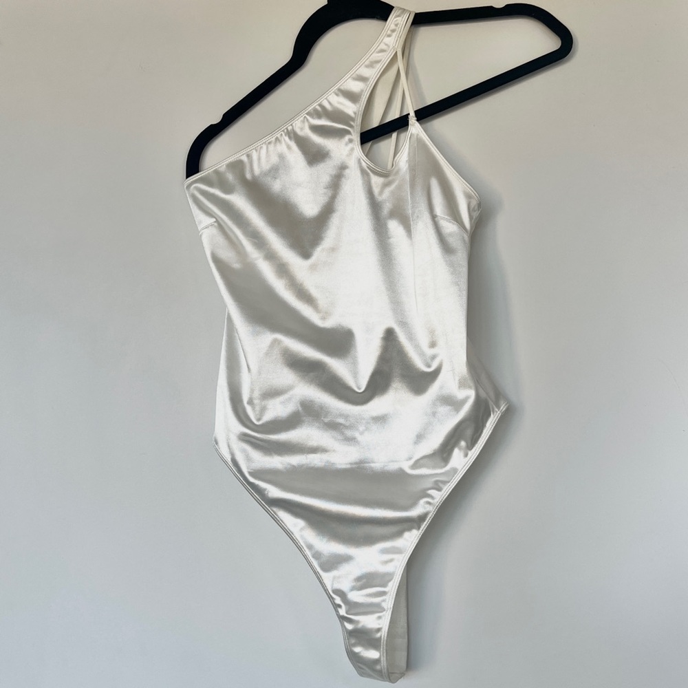 UO white satin one shoulder cut out bodysuit top